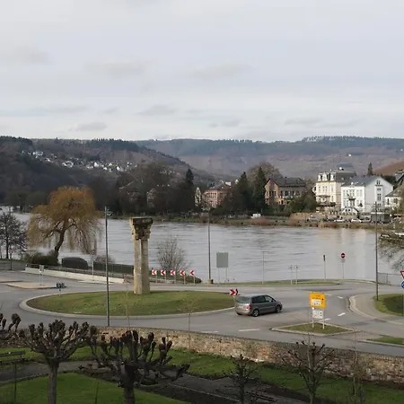 Lägenhet Ferienwohnung Mit Moselblick Enkirch
